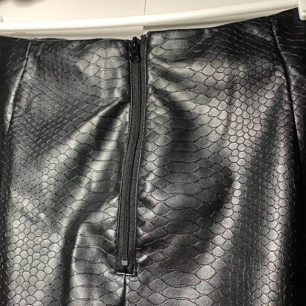 Charlotte Russe Faux Leather Skirt - Picture 4 of 9